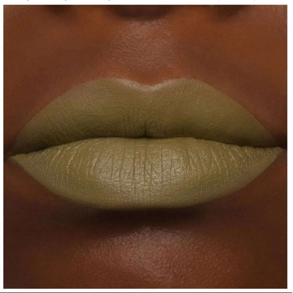 NEW! JEFFREE STAR VELOUR LIQUID Matte LIPSTICK in DEAD PRESIDENTS Army Green